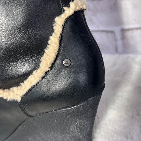 |•UGG•| Super Warm Shearling Lined Knee High Boots Size 9.5 - Picture 9 of 16